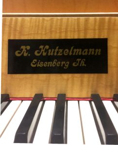 Kurt Hutzelmann Cembalo 1967 - Eric Feller Collection - Nameboard